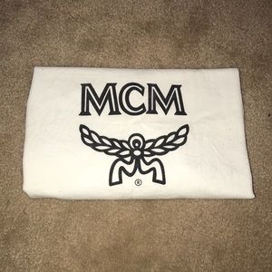 NWOT EXTRA LARGE MCM DUSTBAG